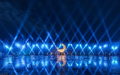 夜經(jīng)濟，燈光下的城市生命力