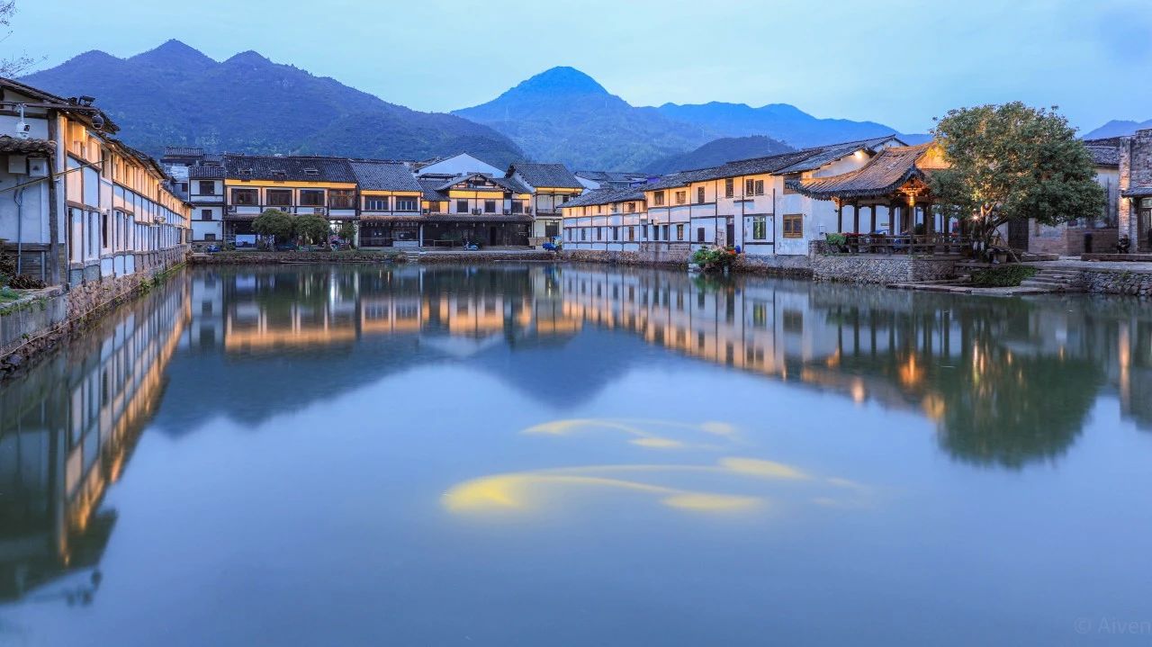 喜報(bào)！信達(dá)電通集團(tuán)兩個項(xiàng)目斬獲第十二屆阿拉丁神燈獎最佳工程獎